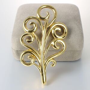 Large Monet Gold Scroll Leaf Brooch 1980s jewelry